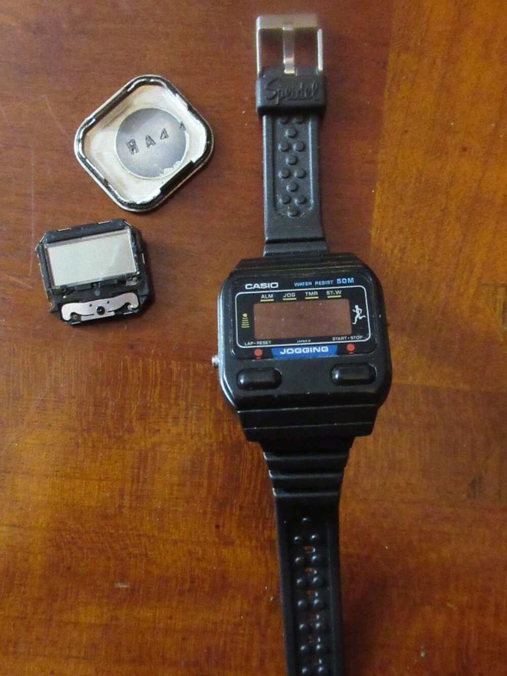 Rare Vintage Retro Casio J-31W Water Resistant Jogging Watch for Parts (Broken)